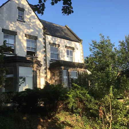 Grosmont House 4*